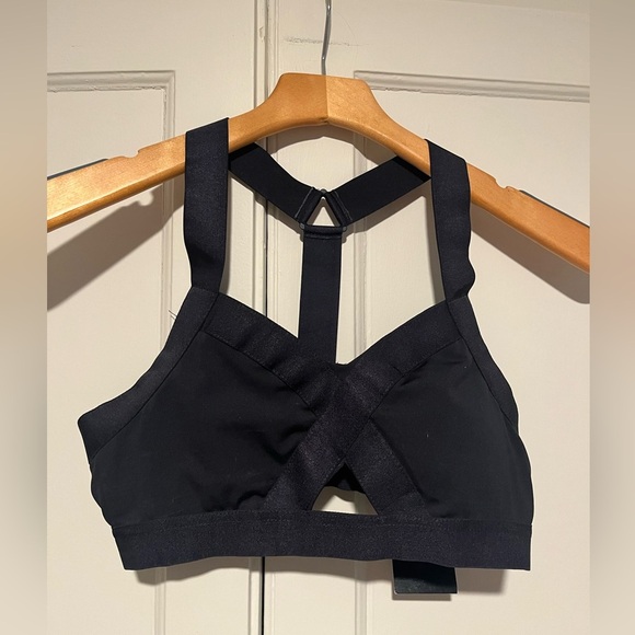 Electric Yoga Other - Electric Yoga Black Strappy Women's Sports Bra